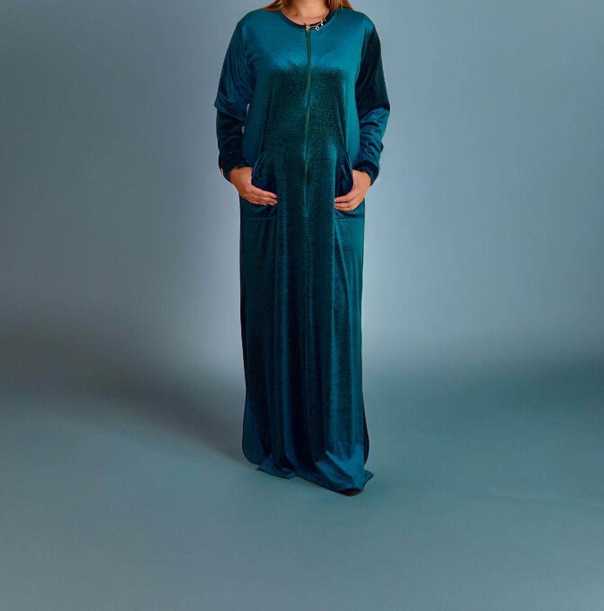 EMERALD WINTER GOWN EMBOSSES VELVET