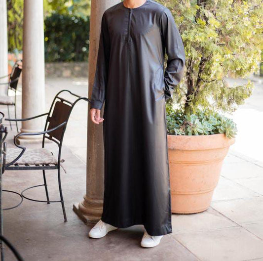 BLACK OMANI THOBES