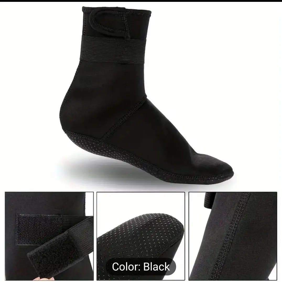 WATERPROOF WUDHU SOCKS WITH RUBBER BACKING