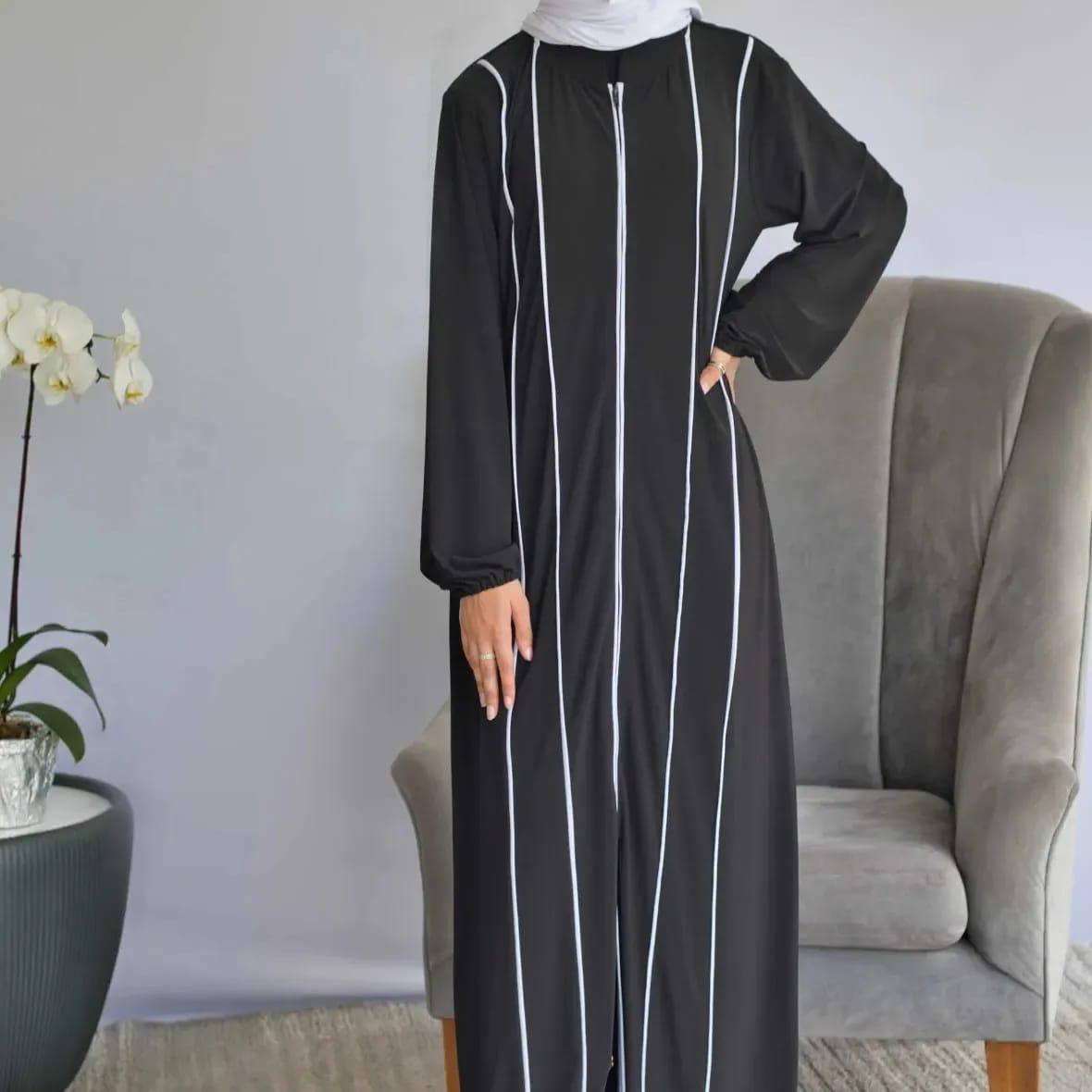 ABAYA WITH WHITE  PANELS